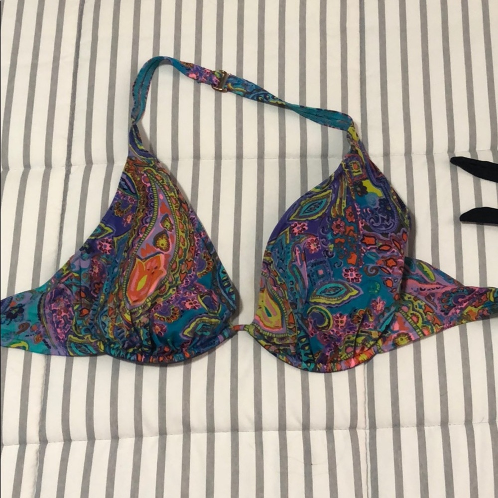 Women’s swim top